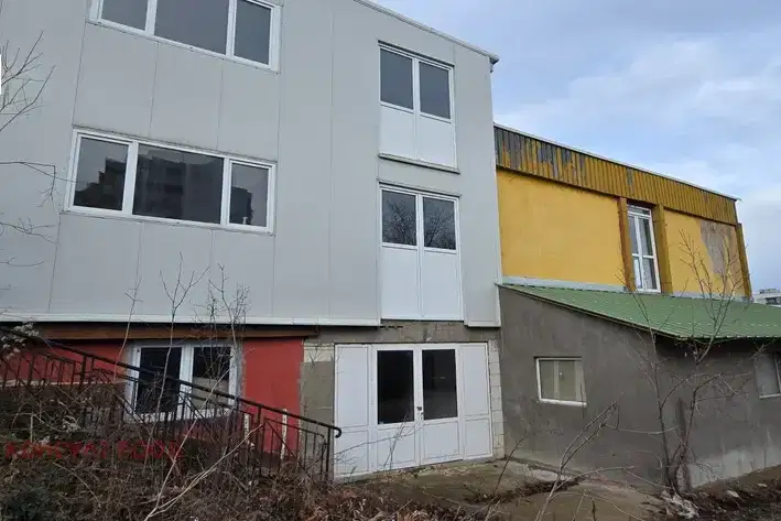 Промишлена сграда в Плевен, Дружба 3