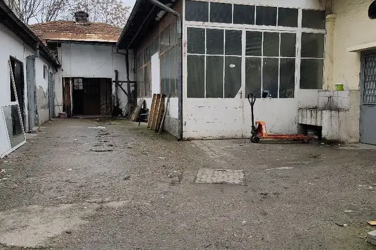 Industrial Building in Plovdiv, Kyrshiyaka