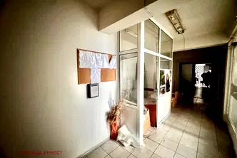 Промишлена сграда в Русе, Широк център