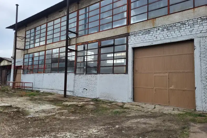 Industrial Building in Plovdiv, Vystanicheski