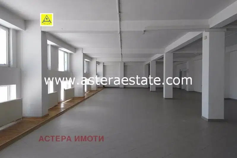 Промишлена сграда в Благоевград, Сандански
