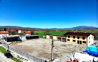 Промишлена сграда в София, с. Белчински бани