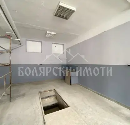 Снимка 5 — Склад във Велико Търново, Чолаковци