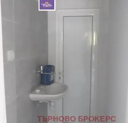 Снимка 5 — Склад във Велико Търново, Промишлена зона - Юг