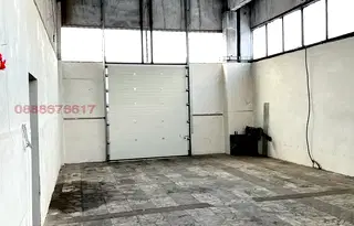 Склад във Враца, Складова база