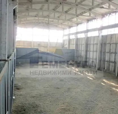 Снимка 4 — Склад в София, Военна рампа