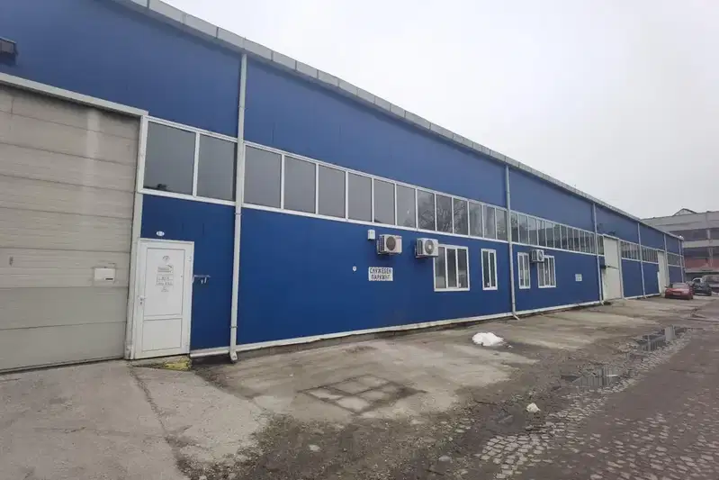 Warehouse in Plovdiv, Yujen