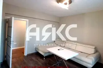 Тристаен апартамент в Студентски