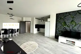 Луксозен тристаен апартамент с морска гледка в Бриз, Варна