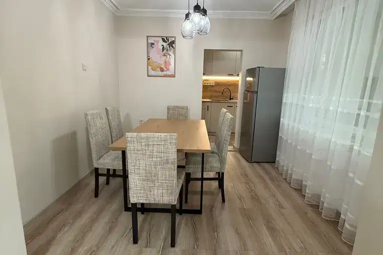 3-bedroom apartment in Plovdiv, Centyr