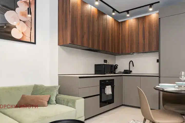 3-bedroom apartment in Burgas, Centyr