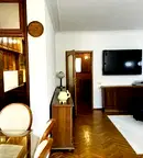 Тристаен апартамент с две тераси в центъра на Пловдив