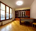 Снимка 4 — Просторен 3-стаен апартамент с паркомясто в Центъра на София