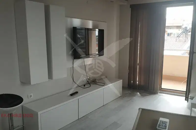 3-bedroom apartment in Plovdiv, Centyr