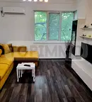 Тристаен апартамент с просторни стаи в центъра на Варна