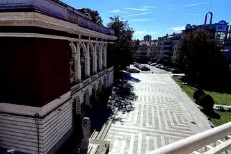 Тристаен апартамент в Русе, Център