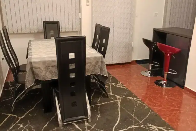 3-bedroom apartment in Plovdiv, Centyr