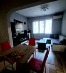 Тристаен обзаведен апартамент с климатици в Центъра на София