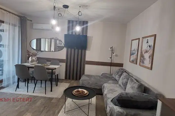3-bedroom apartment in Varna, Centyr