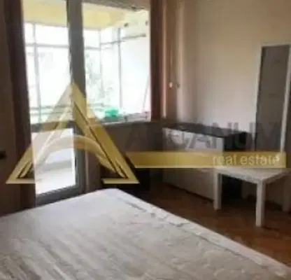 Снимка 5 — Тристаен апартамент с балкони и панорама в центъра на Варна