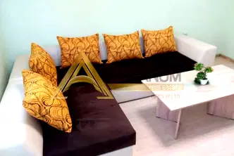 Тристаен апартамент във Варна, Център