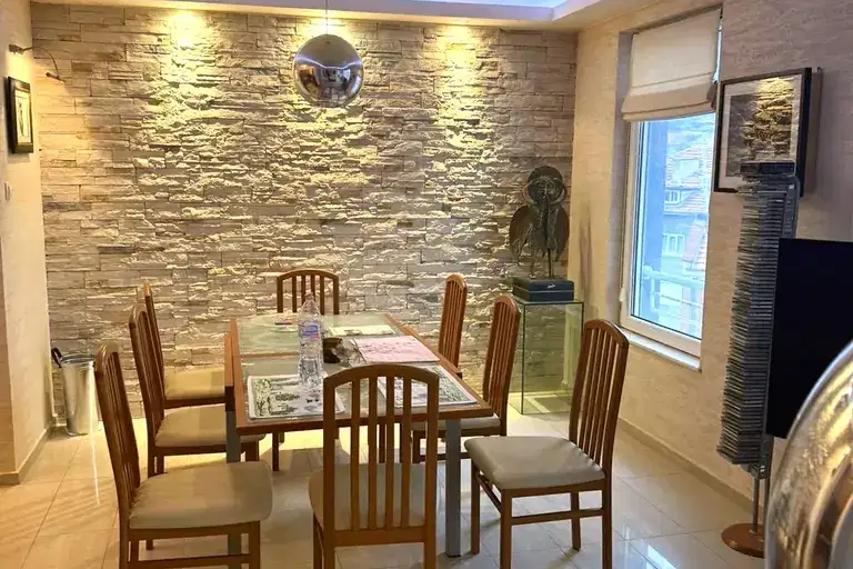 3-bedroom apartment in Plovdiv, Centyr