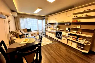 Тристаен апартамент с тераса и климатик в Чайка, Варна