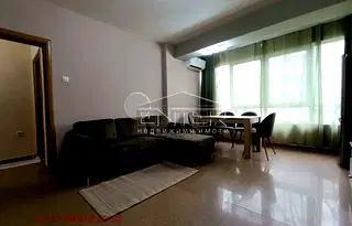 Тристаен апартамент с остъклена тераса в Чаталджа, Варна