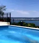Луксозен 3-стаен апартамент с морска гледка в Галата, Варна