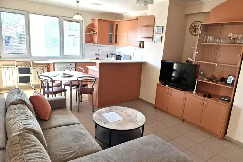 3-bedroom apartment in Sofiya, Geo Milev