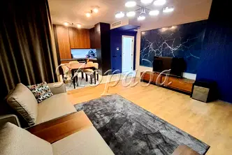 Тристаен апартамент в София, Горна баня