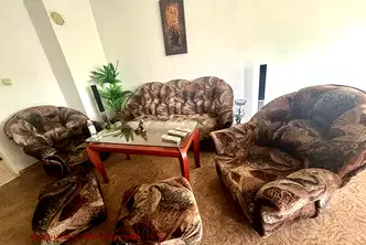 Тристаен апартамент в Перник, Изток