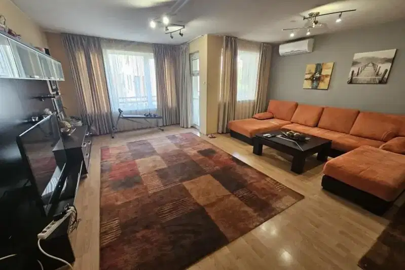 3-bedroom apartment in Plovdiv, Kamenica 1