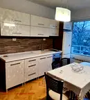 Тристаен апартамент с пълно обзавеждане в Кършияка, Пловдив