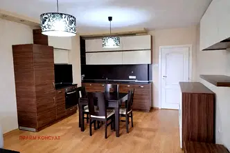 Тристаен апартамент в Пловдив, Кършияка