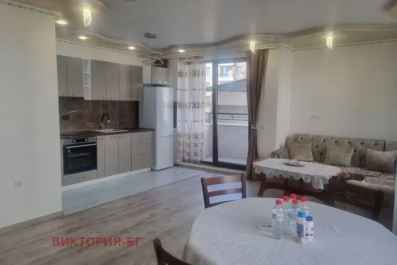 Furnished 3-room apartment with air conditioners in Karshiyaka, Plovdiv