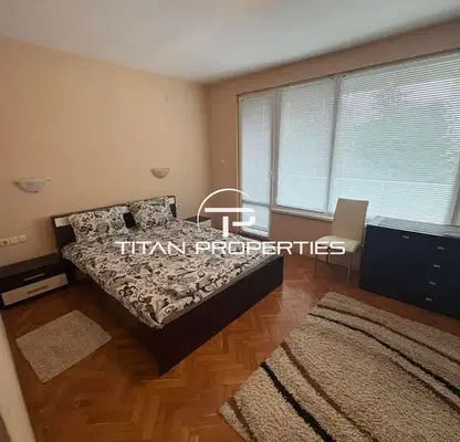 Photo 5 — Three-room apartment with east-west aspect in Lazur, Burgas