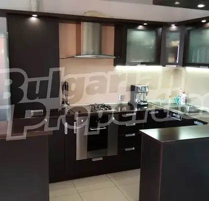 Photo 2 — 3-bedroom apartment in Varna, Levski 1