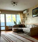 Обзаведен тристаен апартамент с балкон в кв. Левски, Варна