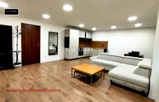 Тристаен апартамент с климатична система в Лозенец, София
