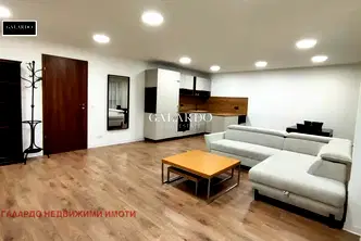 Тристаен апартамент с климатична система в Лозенец, София