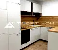 Снимка 3 — Просторен тристаен апартамент с балкон в Лозенец, София