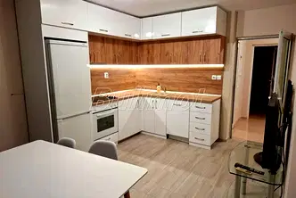 Тристаен апартамент във Варна, Лятно кино Тракия