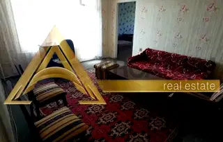 Тристаен апартамент с тераса в района на Лятно кино Тракия, Варна