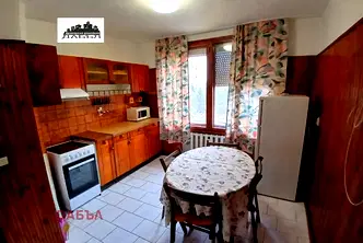 Уютен тристаен апартамент с балкон в Люлин 2, София