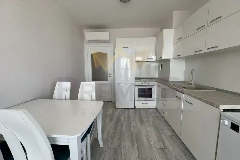 3-bedroom apartment in Varna, Alen Mak