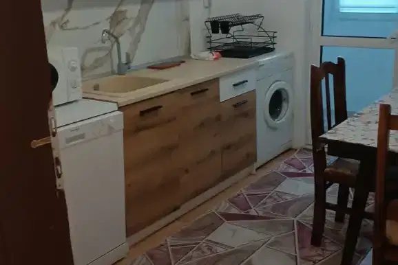Тристаен апартамент с 2 тераси в Мараша, Пловдив