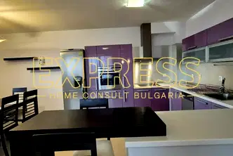 Тристаен апартамент в София, Медицинска академия