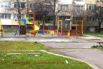 Тристаен апартамент с три тераси в Младост 3, София
