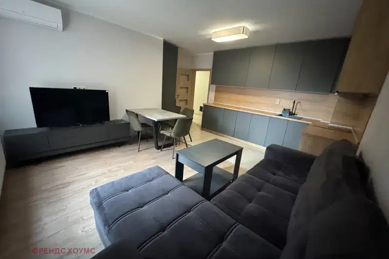 3-bedroom apartment in Sofiya, Nadejda 2